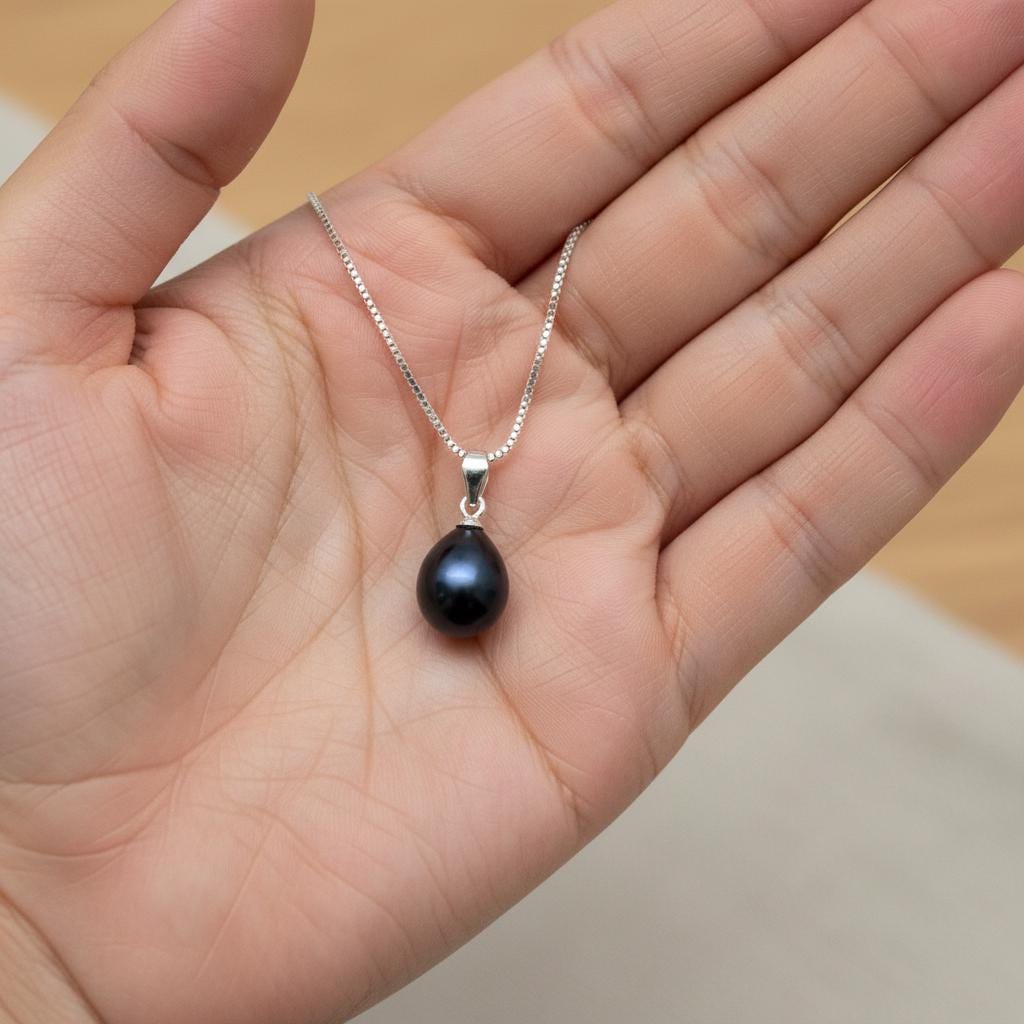 Minimalist Pearl Drop Necklace | Dainty Freshwater Pearl Pendant | Wedding Necklace | Bridesmaid Gift for Her | White & Black Pearl